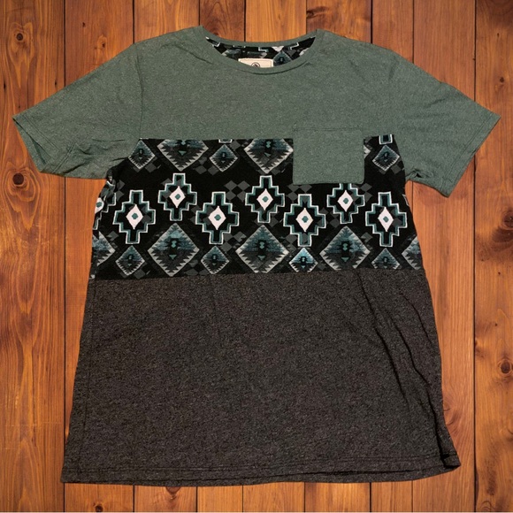 Native American Indigenous Print Aztec Shirt Forest Green On The Byas American - Picture 1 of 4